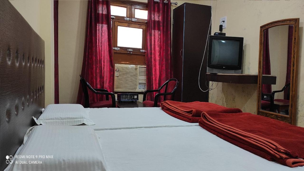 Hotel Avadh Balrampur Balrāmpur Exterior foto