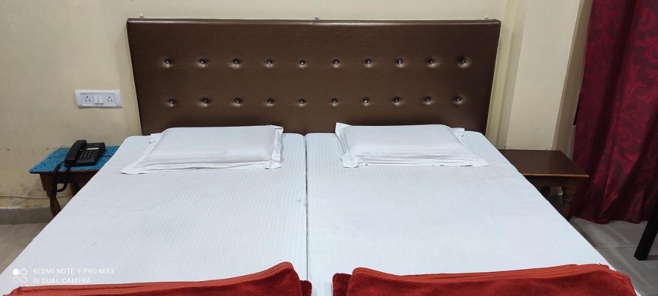 Hotel Avadh Balrampur Balrāmpur Exterior foto