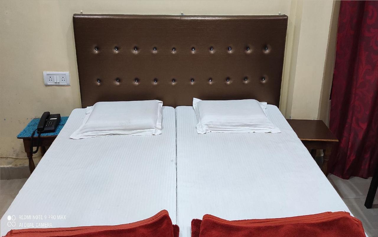 Hotel Avadh Balrampur Balrāmpur Exterior foto